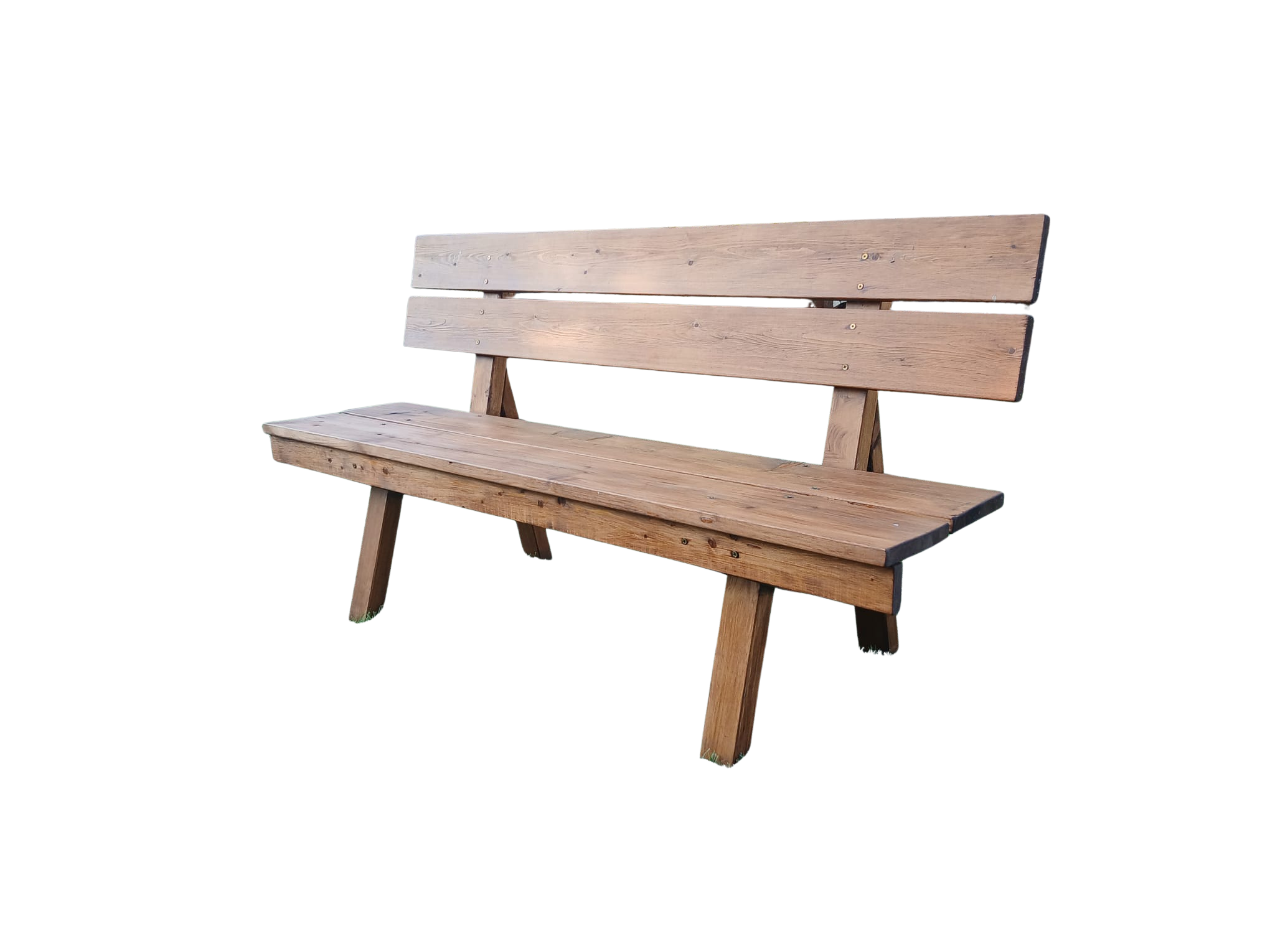 mittlere Holzbank mit weißem Hintergrund